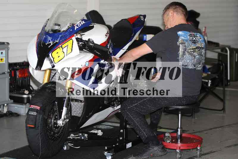 /Archiv-2024/01 26.-28.01.2024 Moto Center Thun Jerez/Boxenimpressionen/27.01.2024